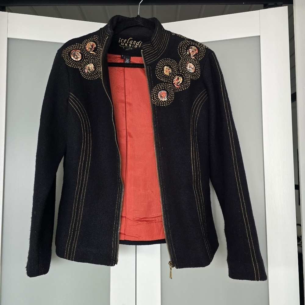 100% Wool Embroideed Jacket - Picture 4 of 12